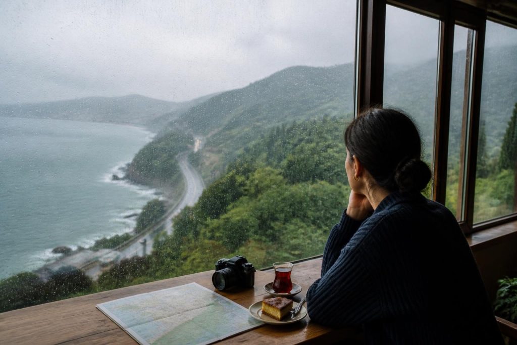 Karadeniz’de Yağmurlu Günde Ne Yapılır? İl İl Kapalı Alan ve Kısa Rota Planı
