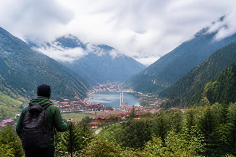 Uzungöl ve Demirkapı İçin 2 Günlük Gezi Rotası: Konaklama ve Durak Sıralaması
